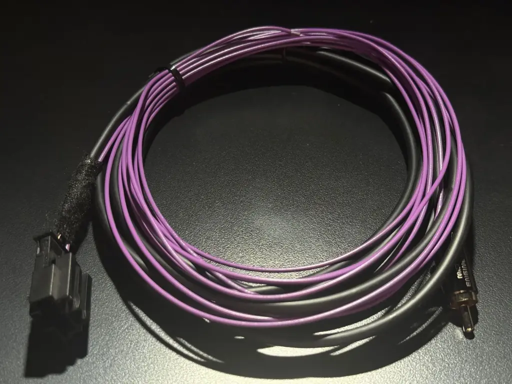 907 Camera Harness for Mirror Camera to Aftermarket Radio